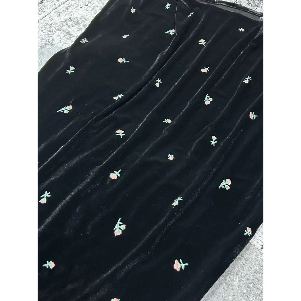 WeWoreWhat Black High Neck Flower Emboidered‎ Velvet Dress Size XS ($168)